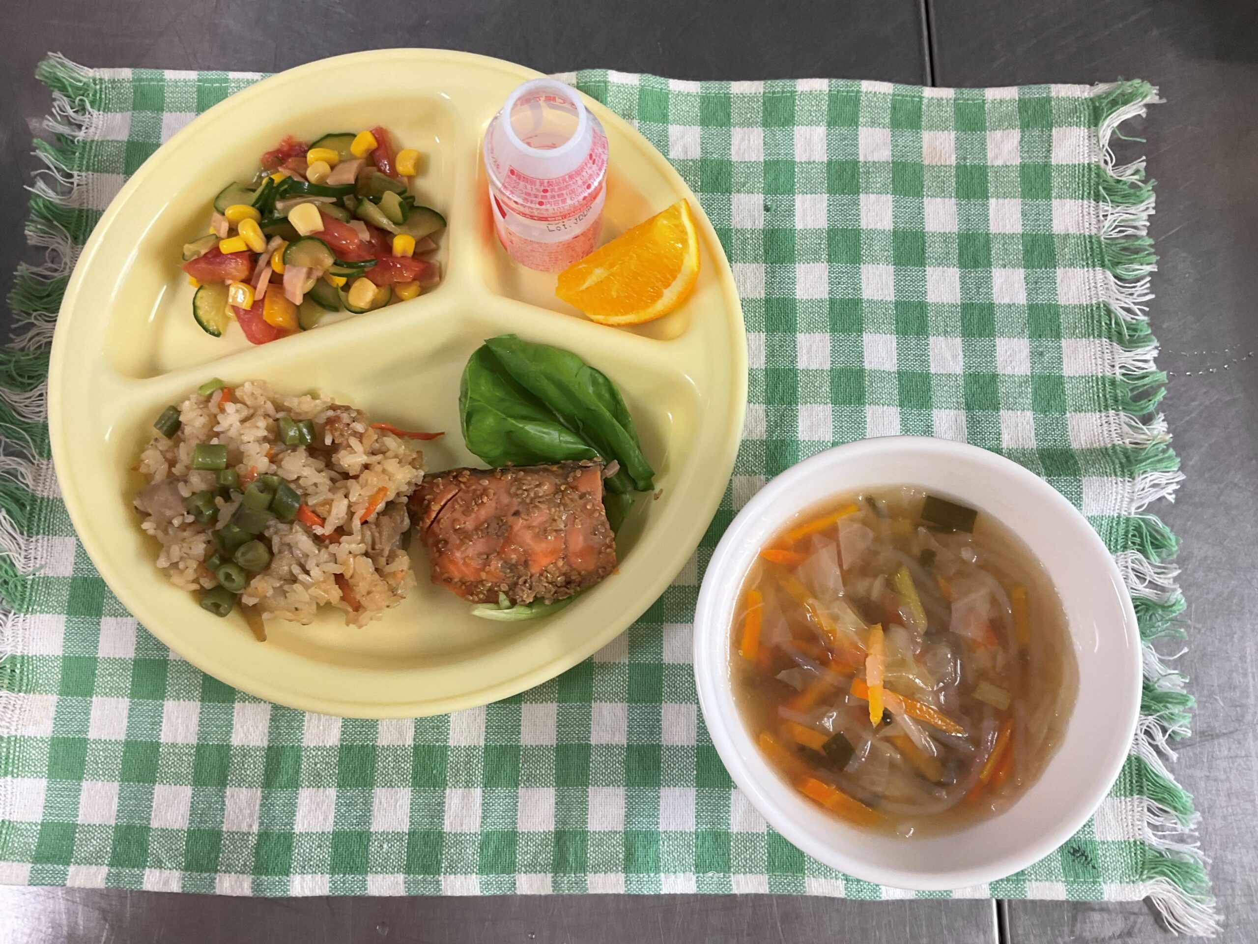 9月お誕生会レシピ🍄「かしわごはん」
