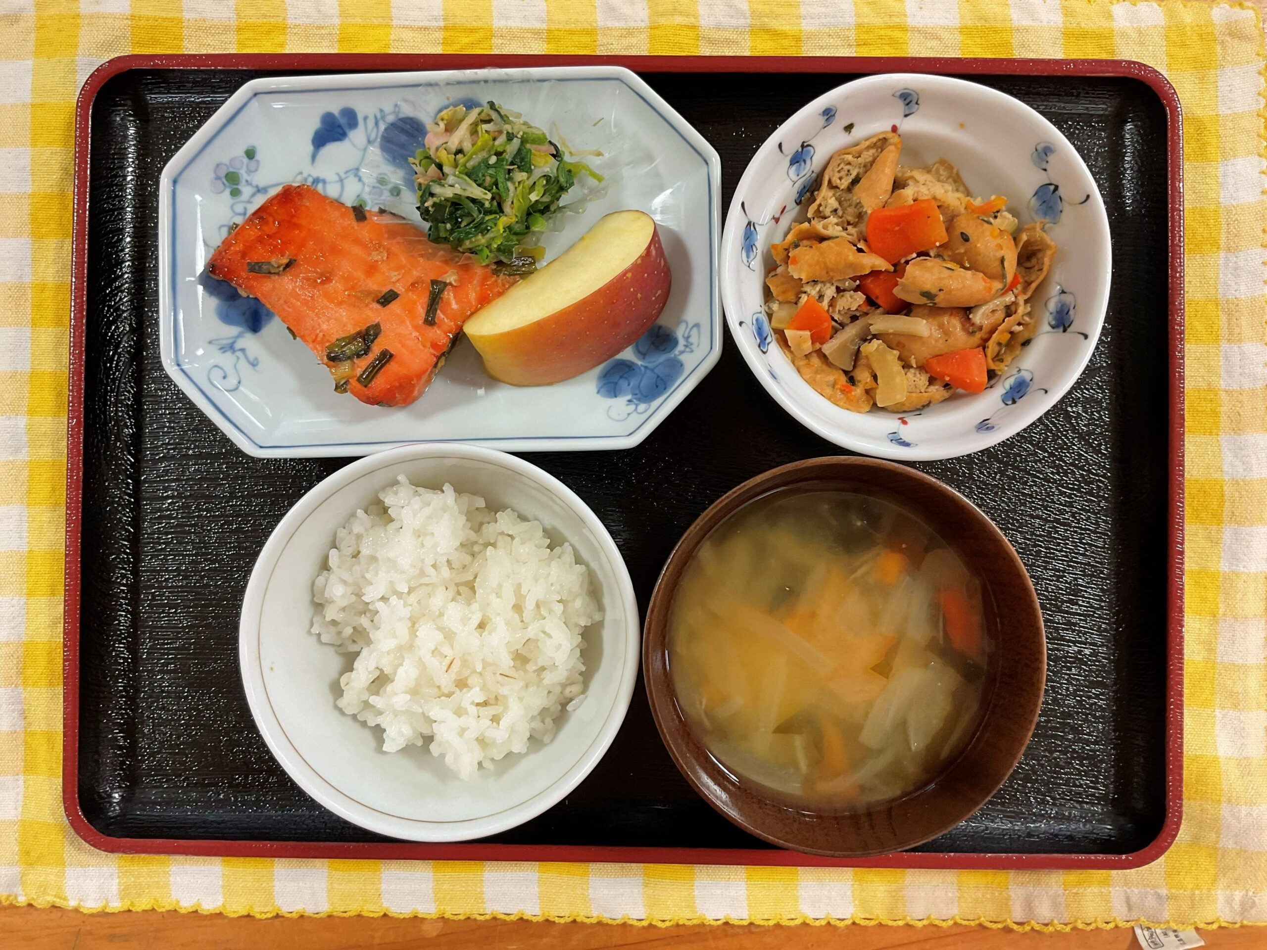 ２月　親子ふれあい食堂　レシピ紹介　「鮭の香味焼き」