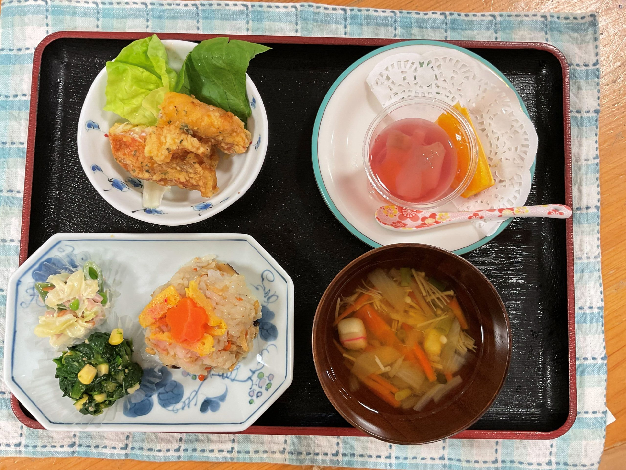 ３月　親子ふれあい食堂　レシピ紹介　「ちらし寿司」